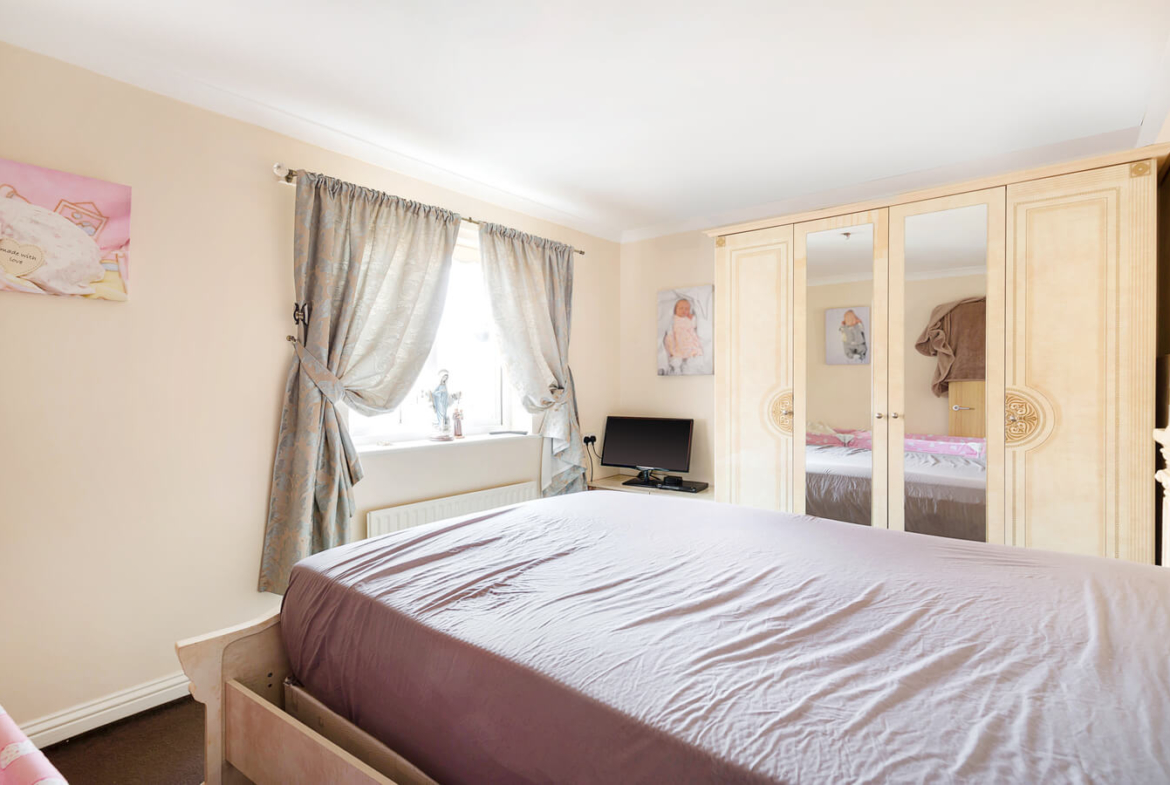 1 Bedroom Flat For Sale - Hackney - London - 5 E9 5HF